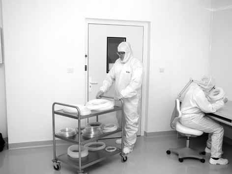 Čistá zóna - Clean Room Firma TUBES INTERNATIONAL vychází vstříc zákazníkům požadujícím hadice v nejvyšší kvalitě a čistotě, jejichž vlastnosti umožňují použití v specifických a náročných