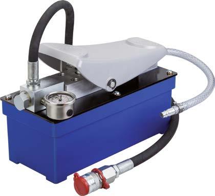 V2846, 4047728028462 Pneumatické hydraulické čerpadl Vhdné pr všechny hydraulické válce 3 700 bar 1,3 l 2,2 m Nvé prvedení včetně manmetru 699, E Rychlspjka bez úkapu a b c V3120 V3141 V4255