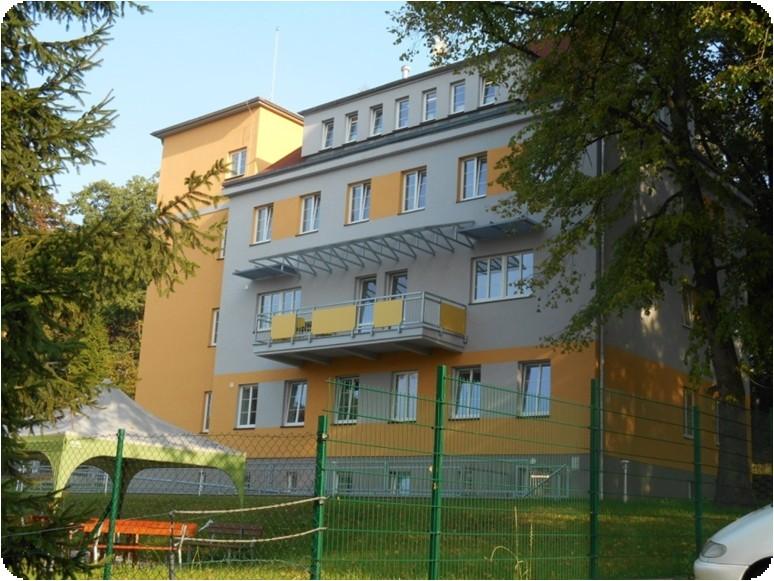 Budova v ulici U Stadionu, Rumburk V 1.