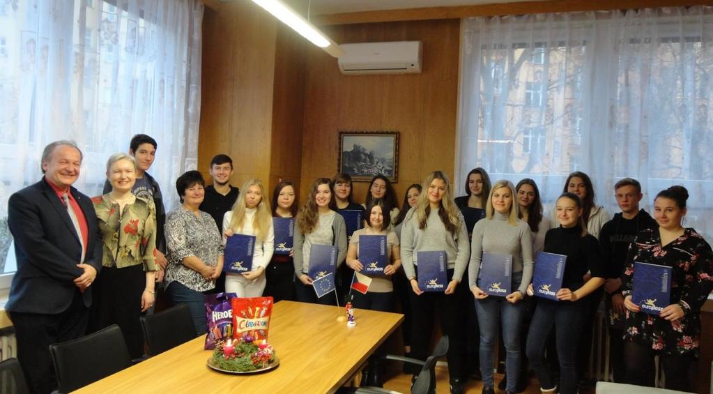 Závěr: Stážisté zvládali veškerou práci ve firmách bez problémů a zaměstnavatelé vysoce hodnotili jejich komunikační dovednosti, odborné znalosti i