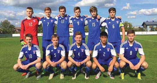 Samstundis sum Føroyar og Belgia spældu, møttust Turkaland og Slovenia. Úrslitið gjørdist javnleikur 1-1. Føroyska liðið ímóti Belgia: 1. Bárður á Reynatrøð, 2. Sjúrður Pauli Nielsen, 3.