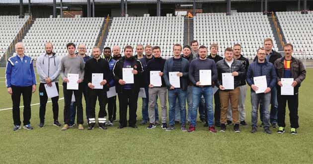 Luttakarar, sum í juni 2015 fingu UEFA B-prógv Málmansmenningarátak Á vári 2015 var farið undir eitt átak, sum hevði til endamáls at menna málmansvenjarar og málmenn í feløgunum og í FSF.