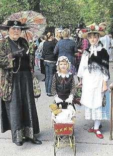 Nejvíce rodiče stáli tradičně omísto ve školkách Holandská, Dělnická apražská. (md) Vstupenky na vinobraní jsou nyní levnější ZNOJMO Předprodej vstupenek na Znojemské historické vinobraní odstartoval.