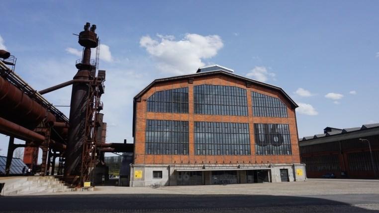 expozice. U vstupu se pak nachází informační centrum, šatny a občerstvení.