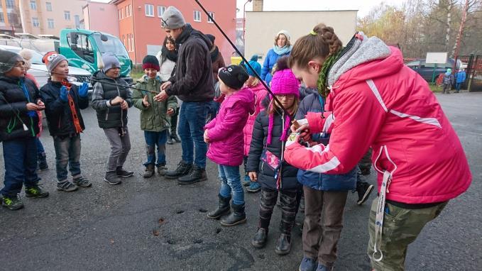 nadále původní záměr. Vedle téměř jistých úlovků kapra poskytuje rybářům i zajímavé zážitky ze zdolávání trofejních ryb. A to byl od počátku náš hlavní cíl.