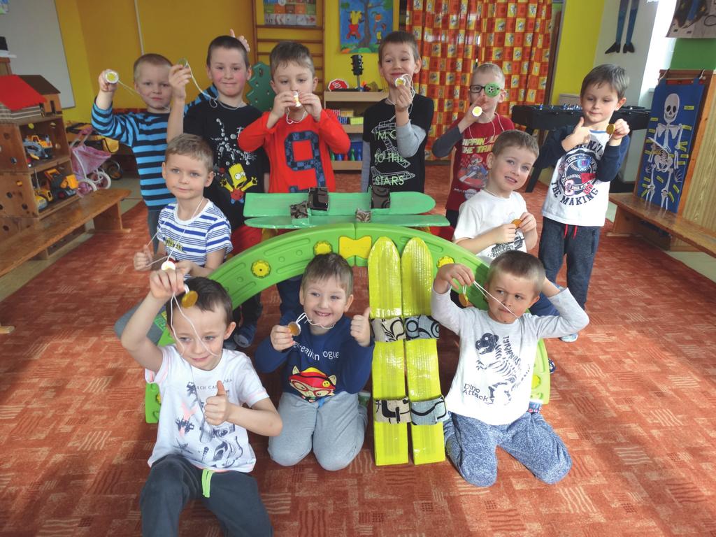 Jako každý rok, tak i letos se zúčastnily děti našich školek lyžařského kurzu v Bukovci - Lyžování s Malinou. Neuvěřitelné se stalo skutečností - za týden se děti naučily lyžovat!