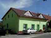 patro 1/4 Cena: 2 250 000,-Kč Tel: 775 764 764
