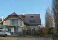 řešenými byty s terasami Cena v RK Reality Polzer 774 841 109 DŘEVOSTAVBY Nabízíme výstavbu nízkoenergetického domu 4+kk na klíč se zastavěnou plochou 112 m 2 a užitnou 98 m 2 na vlastním