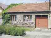 tel od 9 do 22 hod nebo SMS 1+1 v Brně, jsem pracující, slušný, bezdětný romský pár s malinkou čivavou Děkuji 608 190 593 30letý řidič TIR hledá garsonku v Brně do 6500 na dlouho ( 608 725 128 SMS