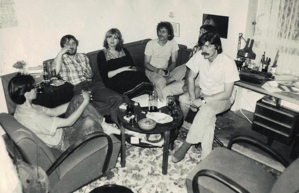 1983,  
