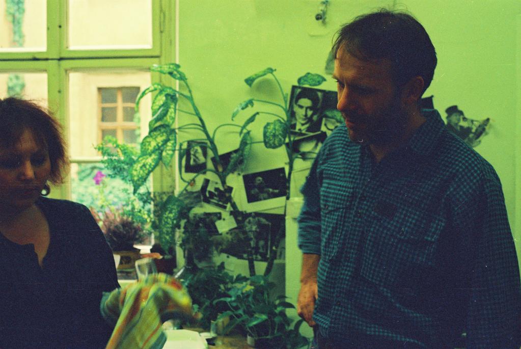 9. U Ajky v kanceláři, 1993,