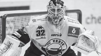 Zraje jako víno, v předminulém ročníku pomohl Litvínovu k prvnímu titulu klubové historie v pozici nejproduktivnějšího hráče extraligy. Dal 21 gólů a přidal 37 asistencí. To mu bylo 36 let.