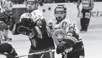 Už jako dvacetiletý chytal za Norfolk Admirals v severoamerické AHL, do nejslavnější soutěže světa se ale nedostal.