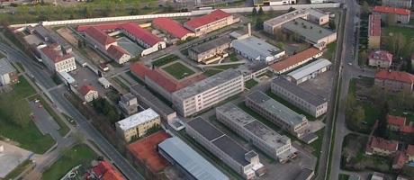 ZPRÁVA Z NÁVŠTĚVY ZAŘÍZENÍ Název zařízení: Kontakt: tel. +420 466 083 111 Datová schránka: wbtd4yn Vedoucí zařízení: plk. Mgr. Josef Pšenička Datum návštěvy: 25. 27.