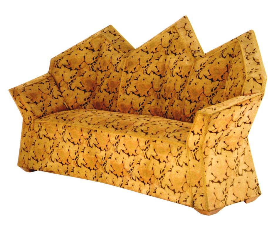 ty byly východiskem pro nové kusy, jak byl psací stůl, chaise-longue a pohovka.