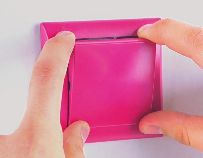Připojení spínače: - spínače jsou vhodné pro připojení vodičů od 1,5 mm 2 do 2,5 mm 2 - vodiče odizolujeme v celkové délce max.