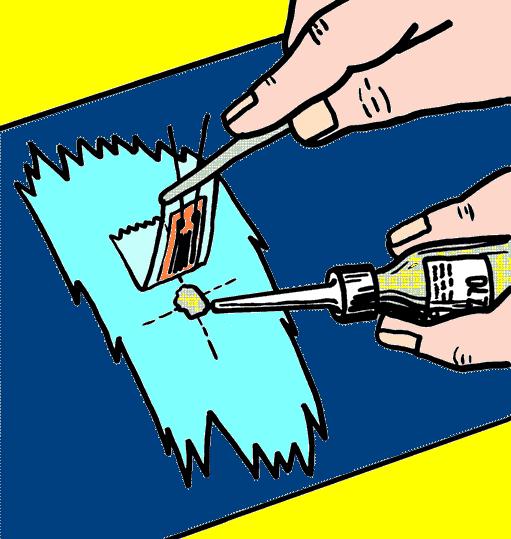 i vlasním lepení Vlný knec ilep nadvedneme ak, ab bl p ísup ke spdní san enmeu a lavn k m enému pvcu Na pvc pak naneseme malé mnžsví lepidla, keé áneme d enké vsv pd celým enmeem Je eba, ab