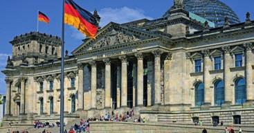 pro dospělé od 16 let průměrný věk 23 let (v létě 19 let) Mnichov, Kolín a Berlín, 12 nebo jen 6 studentů ve, rodiny, apartmány, oblíbená škola Jirky Mádla, 2 týdny od 12 210 Kč, 12 týdnů od 58 900