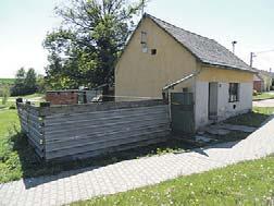 okna, 2 lodžie krásný výhled Cena: 2 290 000,-Kč Tel: 608