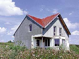 před rekonstrukcí, zahrada 900 m2 Cena 1 850 000 Kč Telefon ( 608 437 580 RD 4+1 Krásensko, samstojící, IS, CP 651m2, k částrekonstr gar, hosp budova 1,390tis ( 604 449 979 RD 5+1 Útěchov u Brna sam