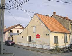 608 254 425 od 9 do 22 hod Jednolůžkový pokoj 14m2 Bystrc Ondrouškova, zařízený, 3000 Kč/měs vč inkasa, tel ( 608 770 556 od 9 do 22 hod nebo SMS Levné ubytování ubytovna Havlenova ( 724 830 354, 543