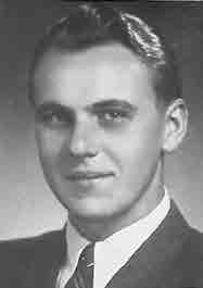 Radomír Mařík * 19. 6. 1926, Moravské Budějovice Radomír Mařík po zatčení Zdroj: ABS V roce 1956 jsem byl dotazován na špionážní údaje asi v 6 7 zprávách slepého poslechu.