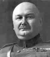 Generál šéf intendantstva Josef Pešek * 5. 2. 1884 Chudenice 16. 5. 1953 Leopoldov Generál šéf intendantstva v.