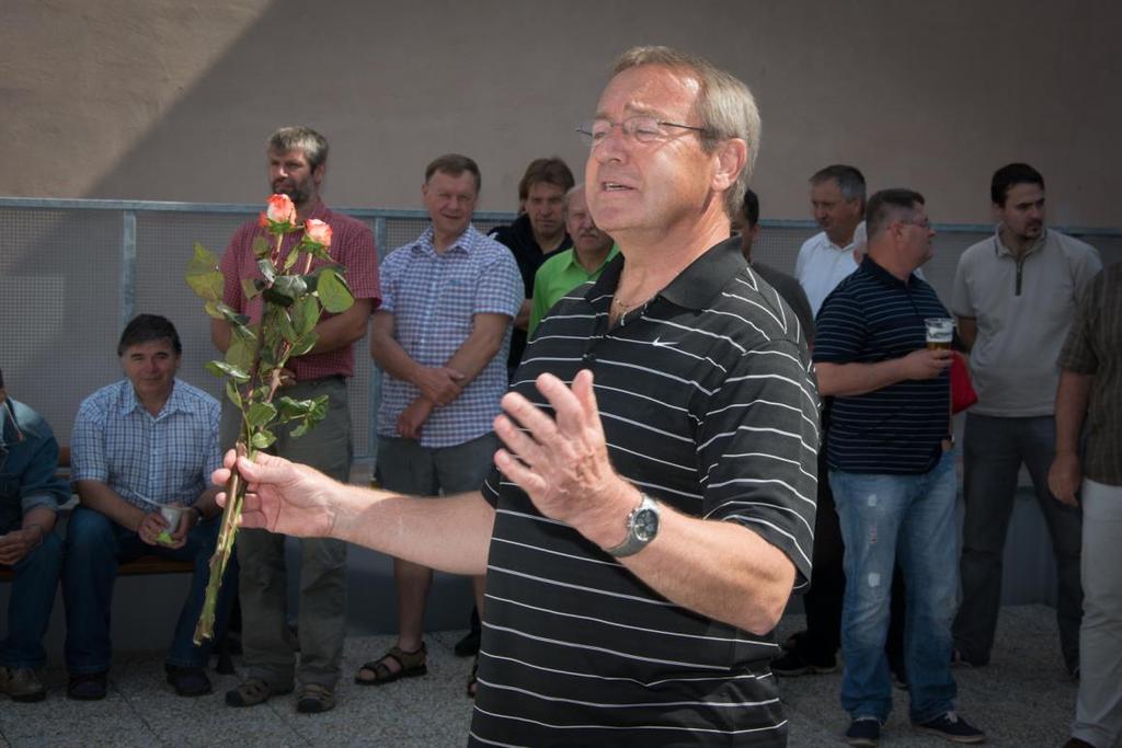 Jan Šindelář Od školního roku 2013 2014 začala škola, jako partner Jihočeského kraje, realizovat