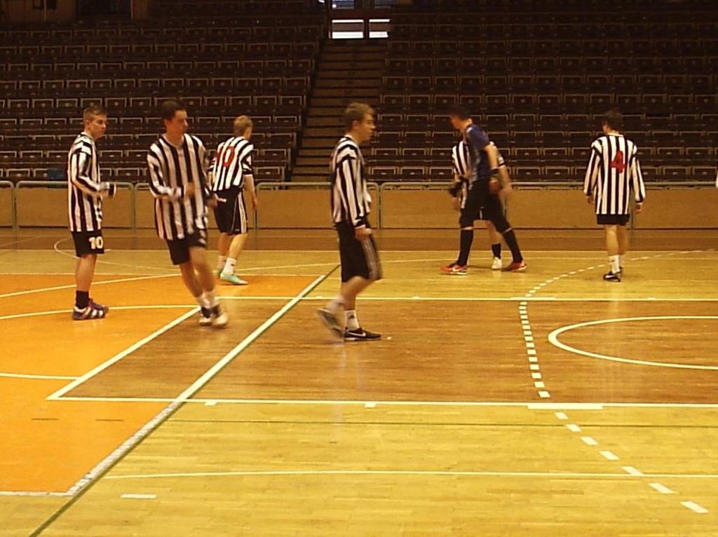 o)další aktivity školy Každoročně škola organizuje LVVZ v tomto školním roce to byly tři kurzy (na Lipně a v Krkonoších), turistické kurzy byly organizovány u 3.