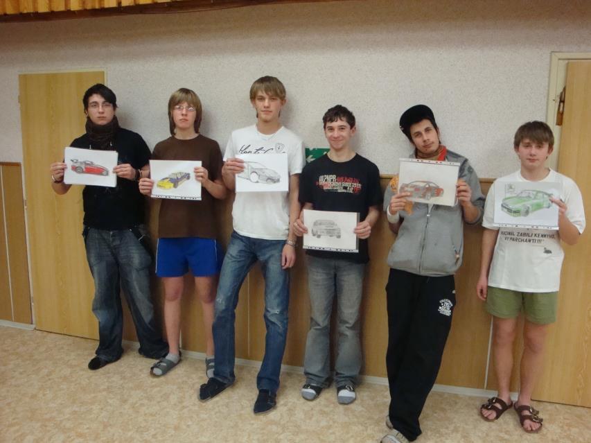 Na škole byla též uspořádána tři kola soutěže ve virtuálním tuningu.