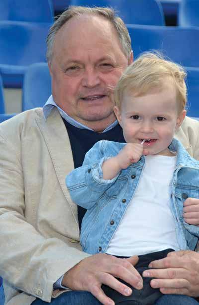 Myšlenky sportovního fandy Miroslava Olšáka Zažít oslavu zisku mistrovského titulu a otevření nové fotbalové arény, tak sní mnohý fanoušek FK Mladá Boleslav.