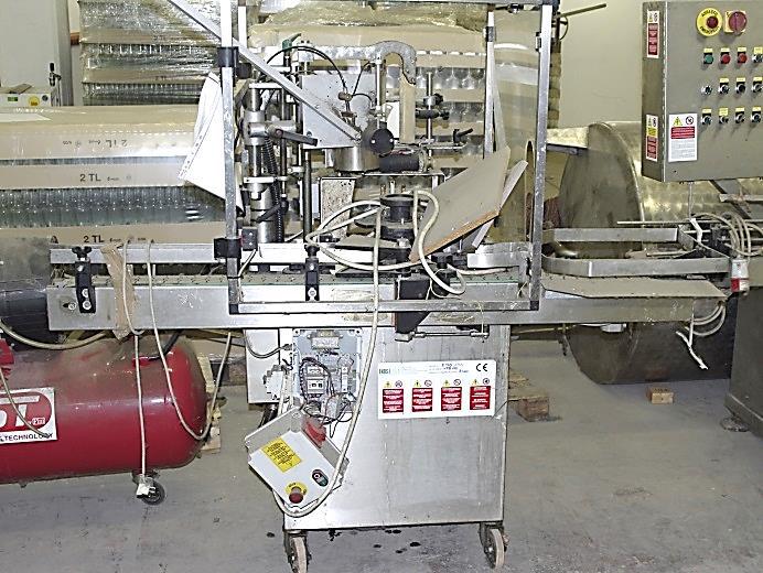 č.j. 389449/2018-610000-42.3 Obrázek k položce č. 1.2.: Etiketovačka ENOS 1200 1.3. Zásobník s čeřidlem 4.