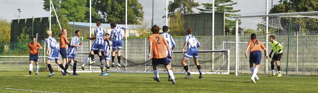 sport hodčího k unfér hře a po nepochopitelné prodloužení o 5 minut jsme odešli s porážkou 2 : 3.
