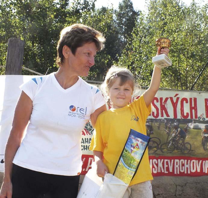 ze žup a jednot mořská víla, kterou lodníci svými vědomostmi oblíkali do barevných šupinkových šatů. Taky si vyráběli barevné skleničky na památku.