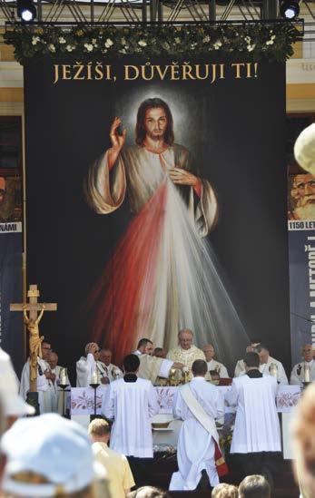 ze společnosti OREL a Dny dobré vůle na Velehradě Dny lidí dobré vůle, které se od roku 2000 konají v předvečer