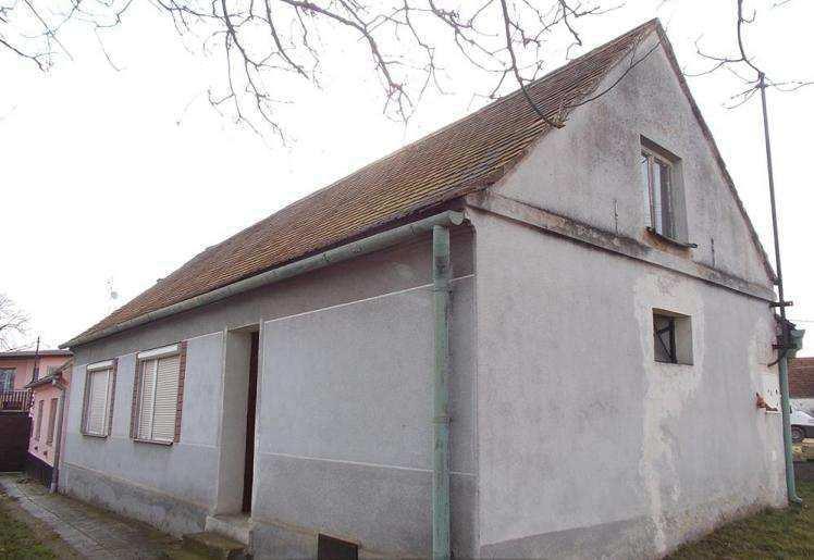 v adové zástavb jako adový krajní.