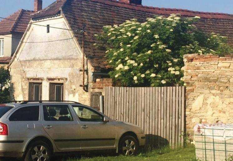 cz 9) Rodinný d m, Rozkoš, okres Znojmo Rodinný d m v Rozkoši u