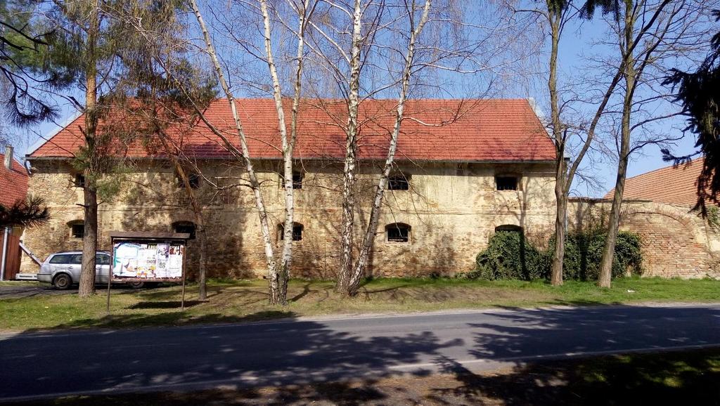 Obrázek 43: Západní pohled na Váňův