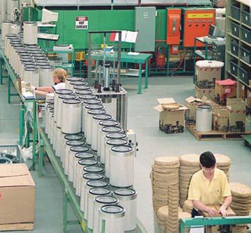 Skutečná důvěra. Produkty Fleetguard splňují nejvyšší možnou kvalitu ve filtraci vzduchu.