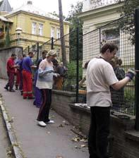 Vedení skupiny Veolia Voda se proto rozhodlo posilovat tento fenomén v Čechách i na Moravě a rozšířilo nabídku aktivit pro zaměstnance o aktivitu zcela novou, nazvanou firemní dobrovolnictví.