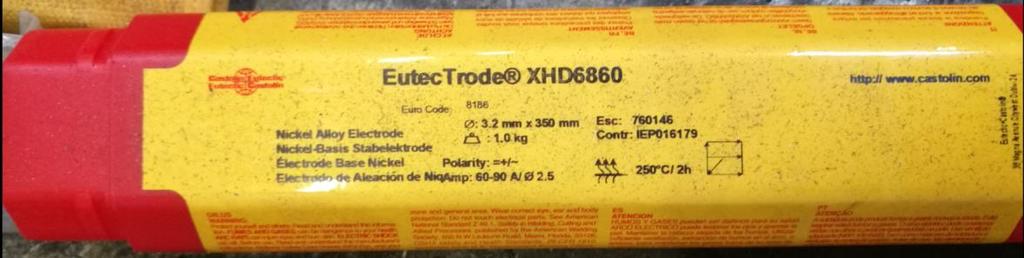 Obr. 11: Elektroda EutecTrode XHD6860 Po navaření a hrubém vybroušení návaru byly naměřeny hodnoty tvrdosti přenosným tvrdoměrem DHT-100, poté byly vzorky ještě jednou vybroušeny a znovu byla