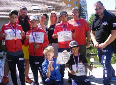 červen 2018 Poustevník 7 BOX Mikulášovický box dovezl dva tituly Mistra České republiky Od 4. 5. do 6. 5. 2018 se konalo MČR v Prostějově, školní mládeže v boxu.