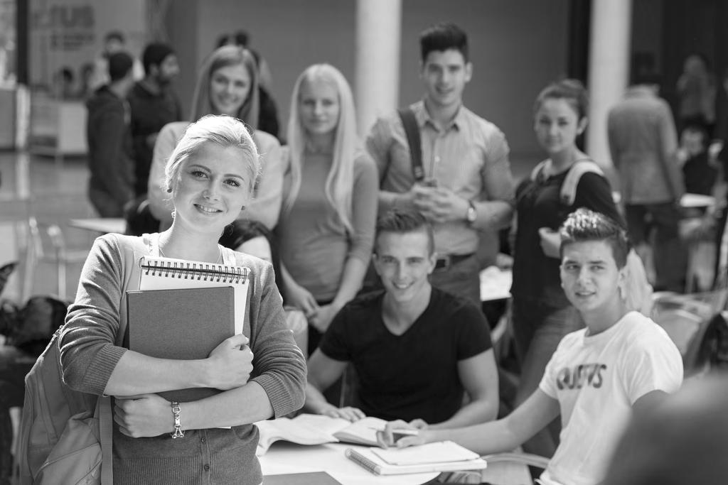 STUDENT BUSINESS CLUB Klub podporuje komunitu studentů, kteří mají vlastní nápad nebo svůj sen a chtějí jej realizovat.
