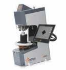 Přehled tvrdoměrů HARDNESS TESTER OVERVIEW MAKRO TVRDOMĚR MACRO HARDNESS TESTER l Vickers, Brinell & Rockwell l 6-násobná revolverová hlava (opce) l Vickers, Brinell & Rockwell l 6-fold tool changer