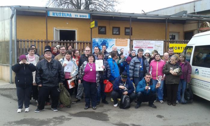 Do akce bylo zapojeno několik sociálních zařízení, vč. našeho pobočného spolku. Děvčata a chlapci touto cestou všem moc a moc děkují.