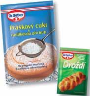 Tvarování tûlíãka: Kousky tûsta vytvarujeme do váleãkû o délce 10-12 cm, které na konci za piãatíme. Z kaïdé strany váleãku tûsto nastfiihneme, aby vznikly 4 noïiãky.