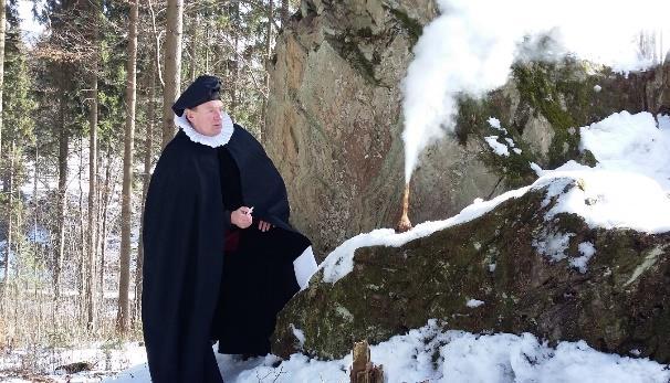 ALCHYMISTÉ A KÁMEN MUDRCŮ Období 16. a 17. století bylo nakloněno objevům, tehdejší panovníci ve velkém podporovali astronomy, zeměpisce i alchymisty.