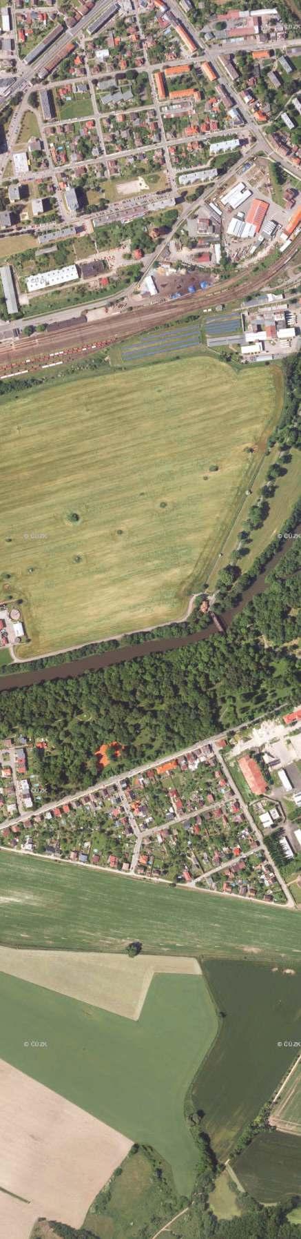 Ortofoto 1 Hradební areál Ravelinu XIV s Reduitem Dynamické ukázky dělostřelectva pevnosti, Vazatajský sklad - expozice Josefov za světové války.