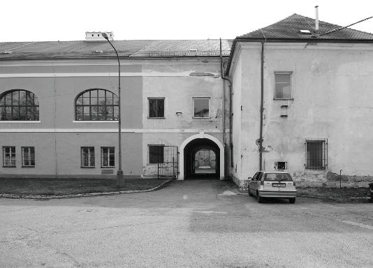 29 prázdná