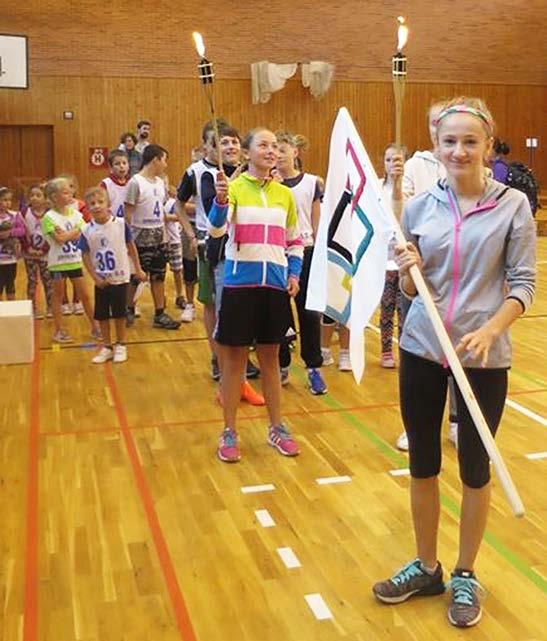 Při konání olympiády účastníci prožili atmosféru a způsob organizace podobné skutečným olympijským hrám.